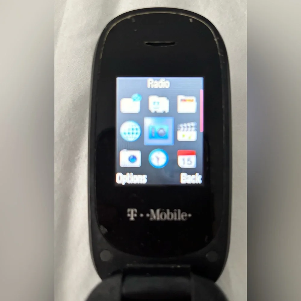 Y2K Vintage T-Mobile Flip Phone Bundle – Retro Aesthetic